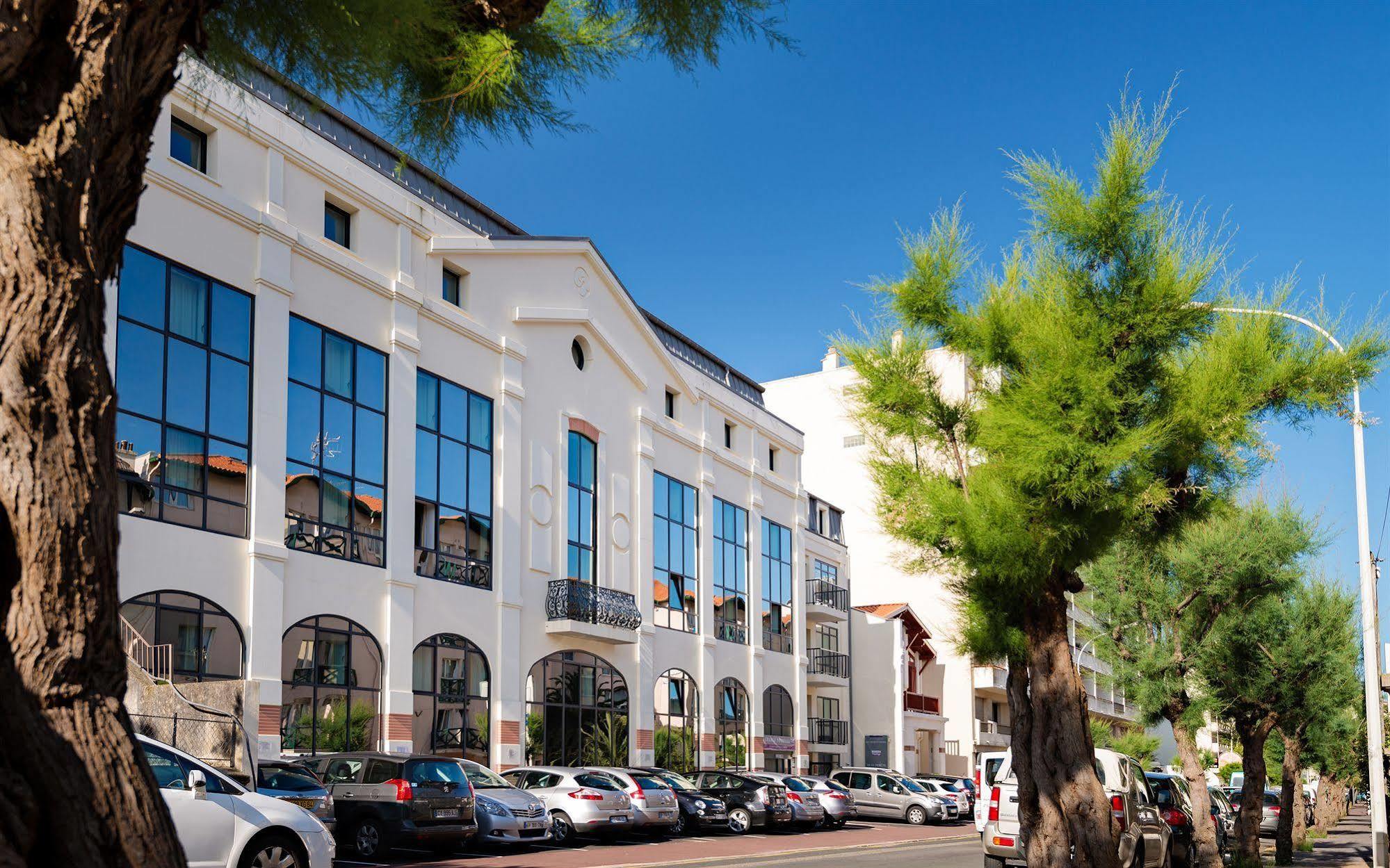 Lagrange Vacances Les Patios Eugenie เบียริตซ์ ภายนอก รูปภาพ