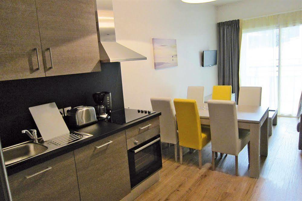 Lagrange Vacances Les Patios Eugenie เบียริตซ์ ภายนอก รูปภาพ